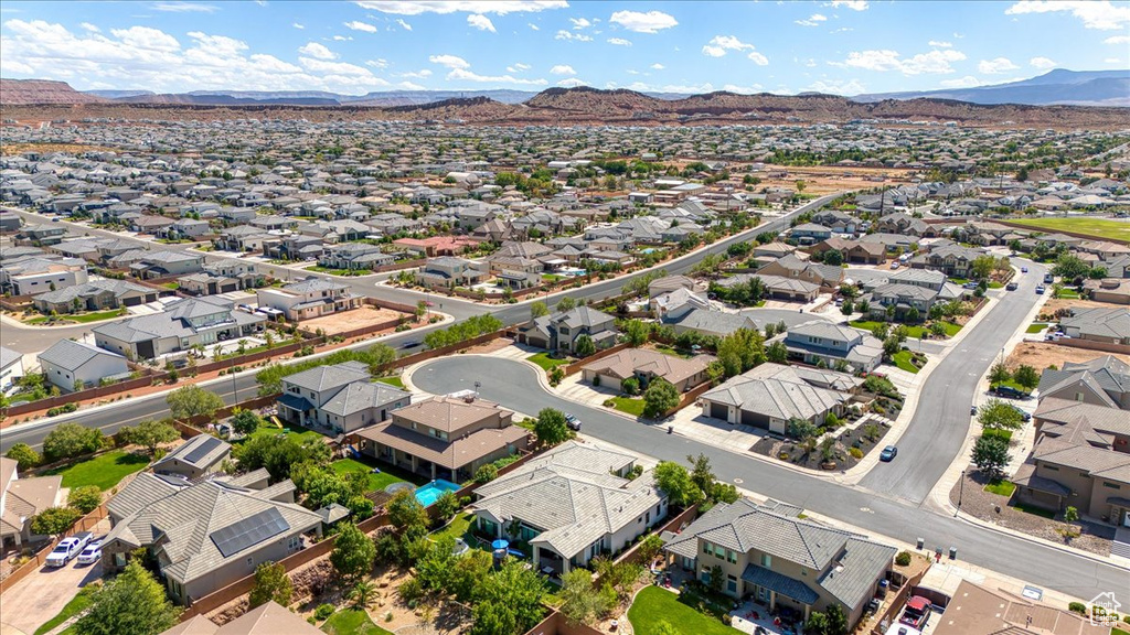 Bird\'s eye view featuring a mountain view