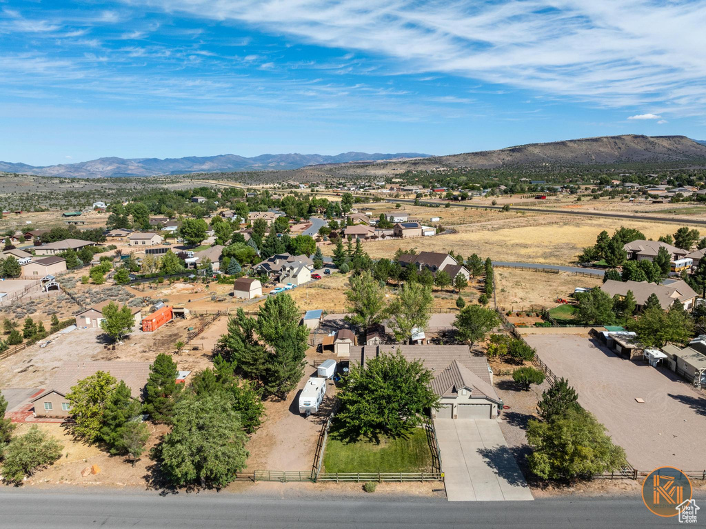 Drone / aerial view featuring a mountain view