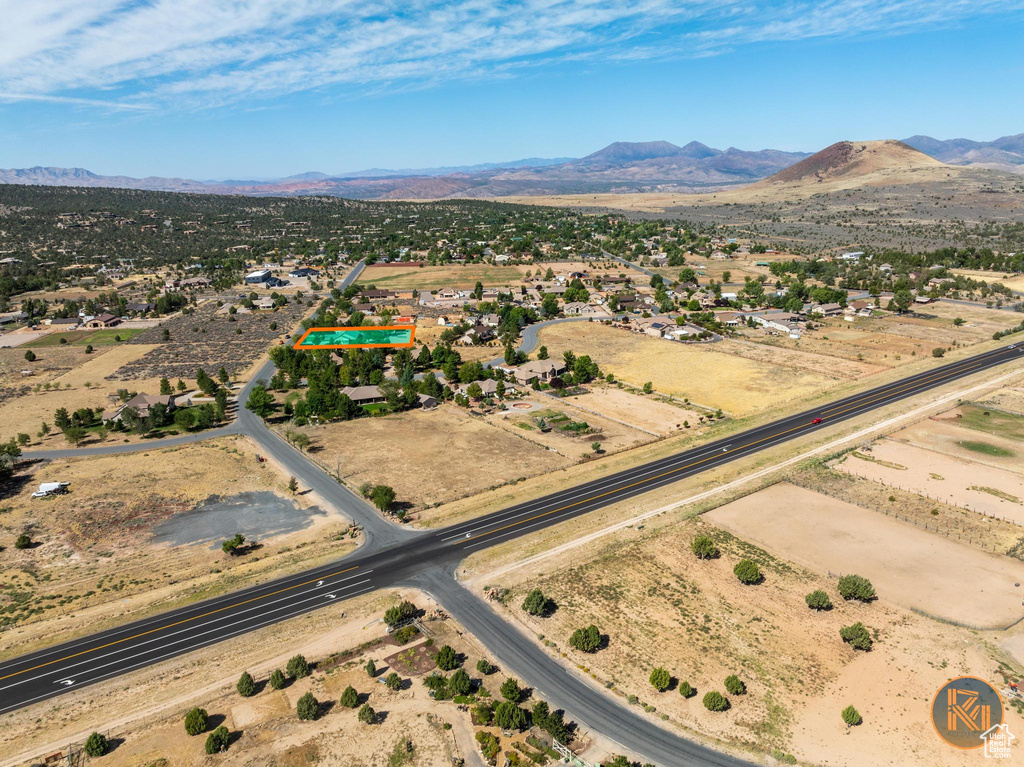 Drone / aerial view featuring a mountain view