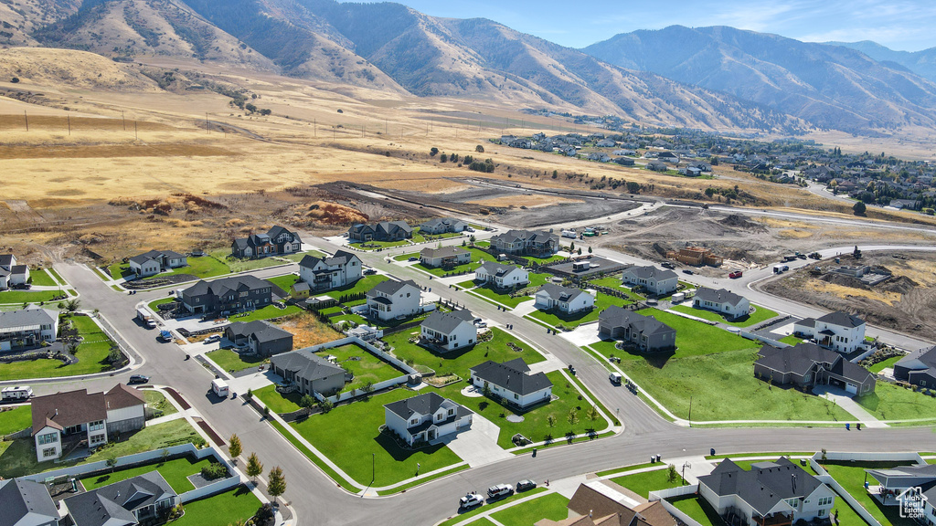 Bird's eye view featuring a mountain view