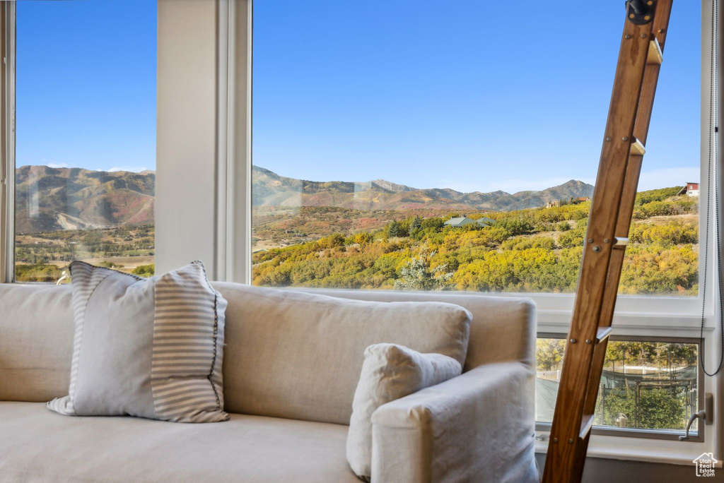 Living area with a mountain view