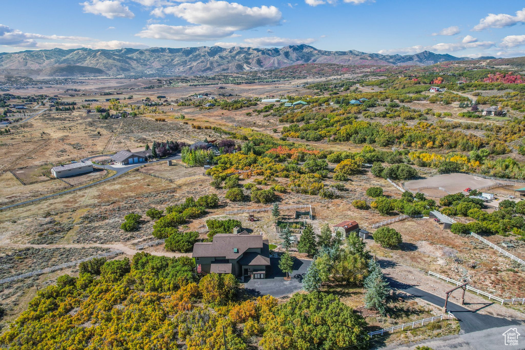 Drone / aerial view featuring a mountain view