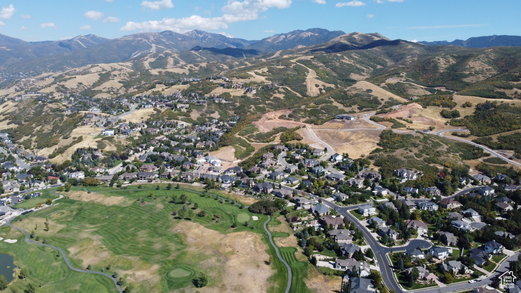 Bird\'s eye view featuring a mountain view