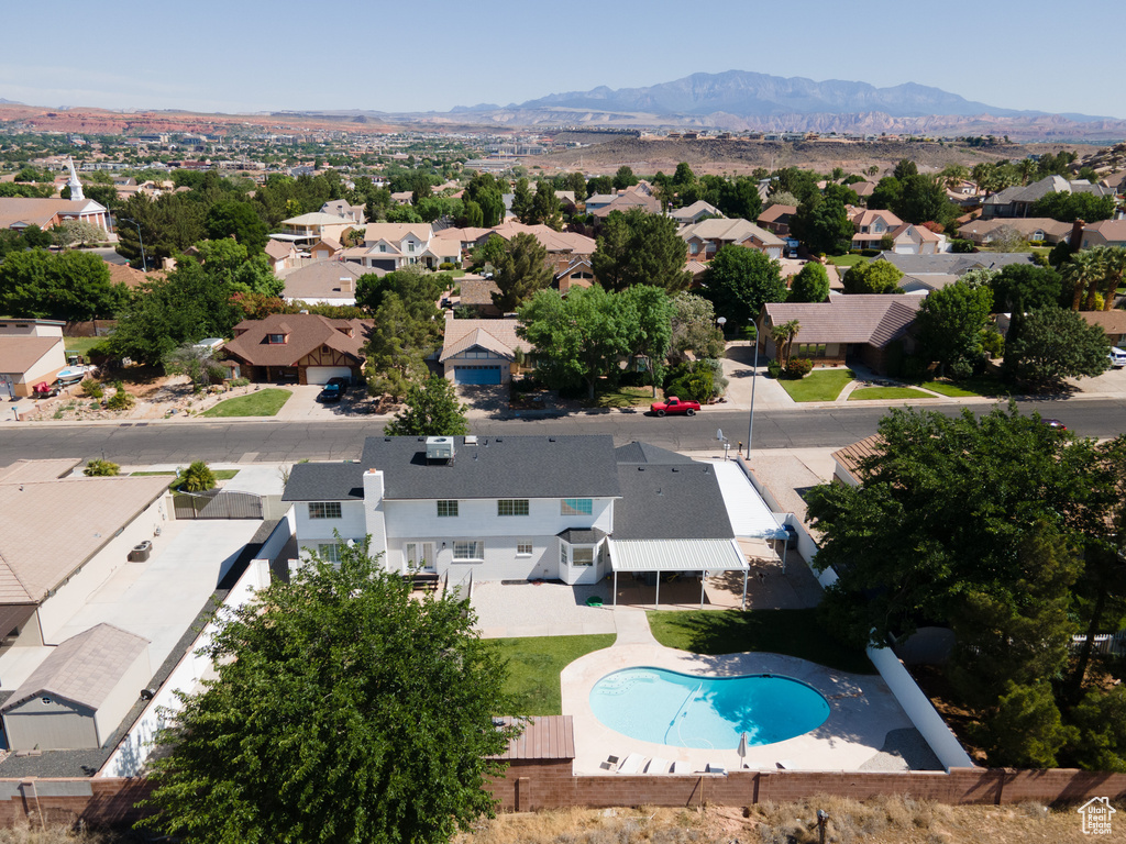 Drone / aerial view featuring a mountain view