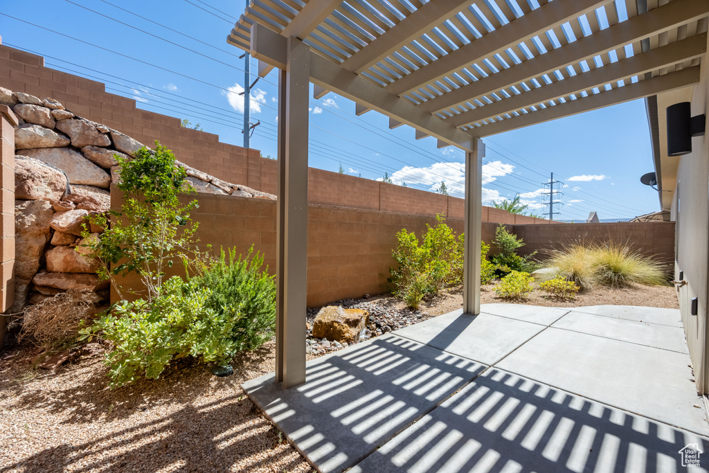 View of patio / terrace featuring a pergola