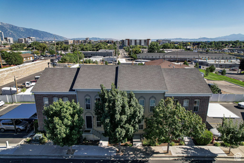 Drone / aerial view featuring a mountain view