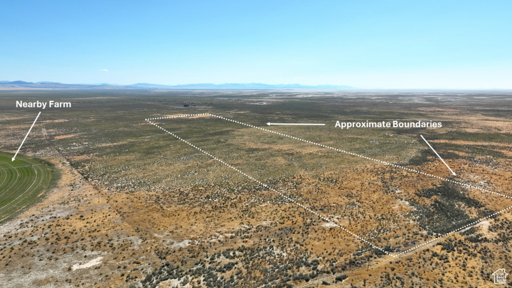 Aerial view featuring a mountain view and a rural view