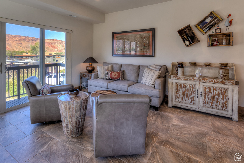 Living room featuring a mountain view