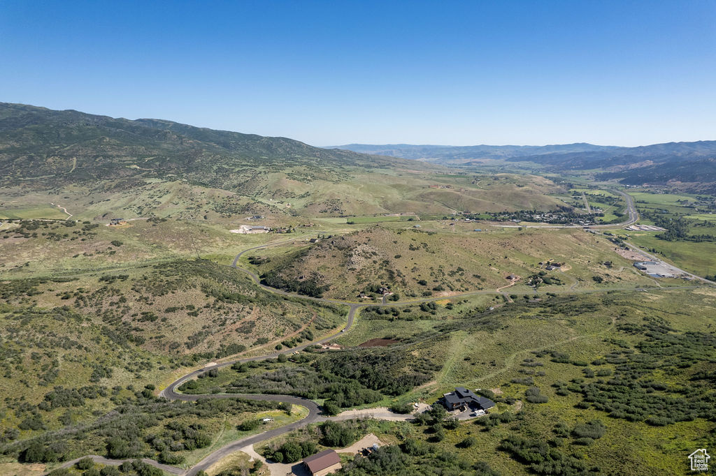 Bird\'s eye view featuring a mountain view