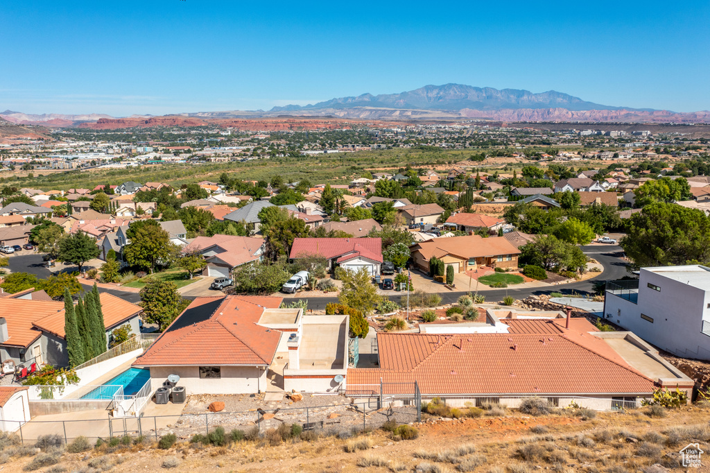 Drone / aerial view featuring a mountain view