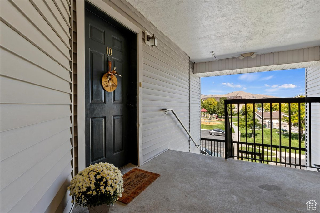 View of property entrance