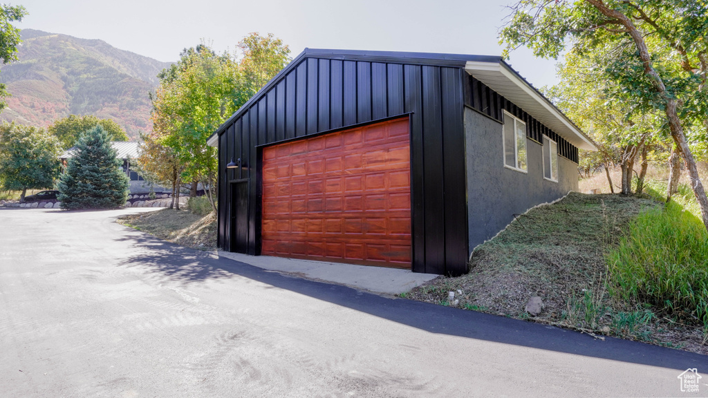 Garage with a mountain view