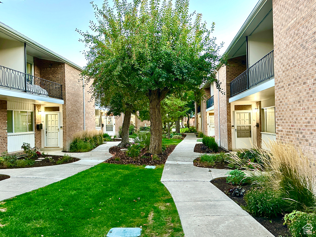 750 E Three Fountains Dr 95 Murray UT 84107 469,000