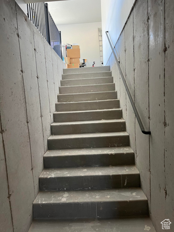 Stairs with concrete floors