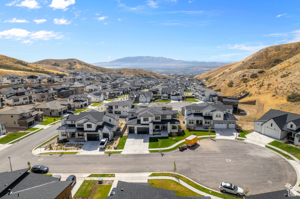 Bird\'s eye view featuring a mountain view