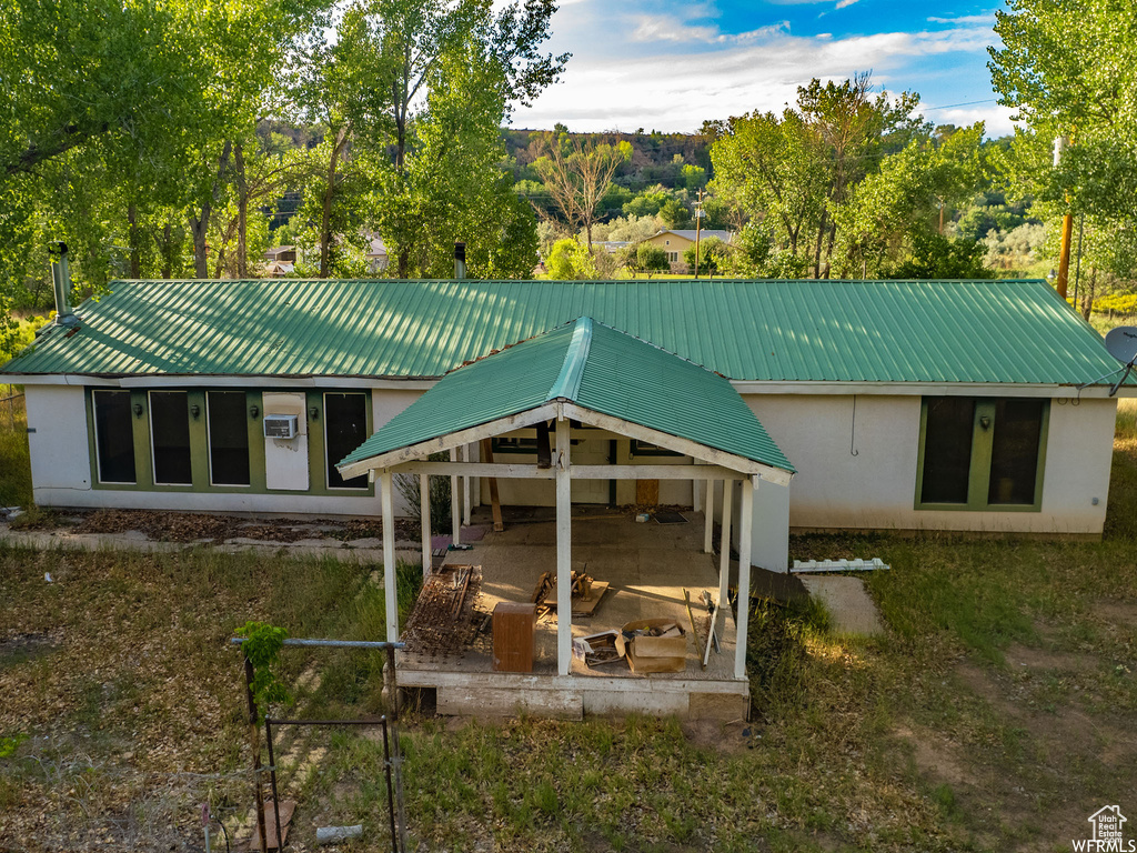 View of back of house