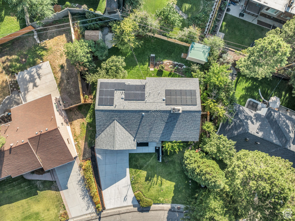 Birds eye view of property