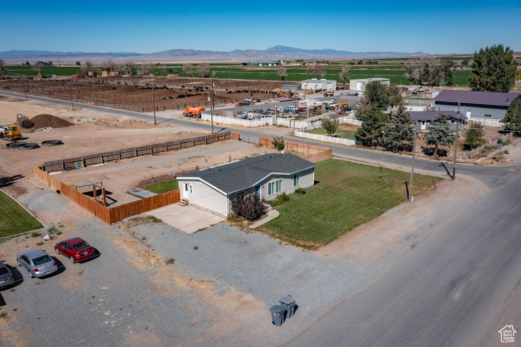 Bird's eye view featuring a mountain view