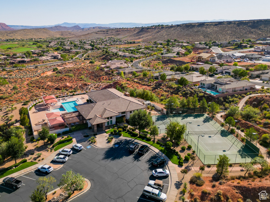 Drone / aerial view featuring a mountain view