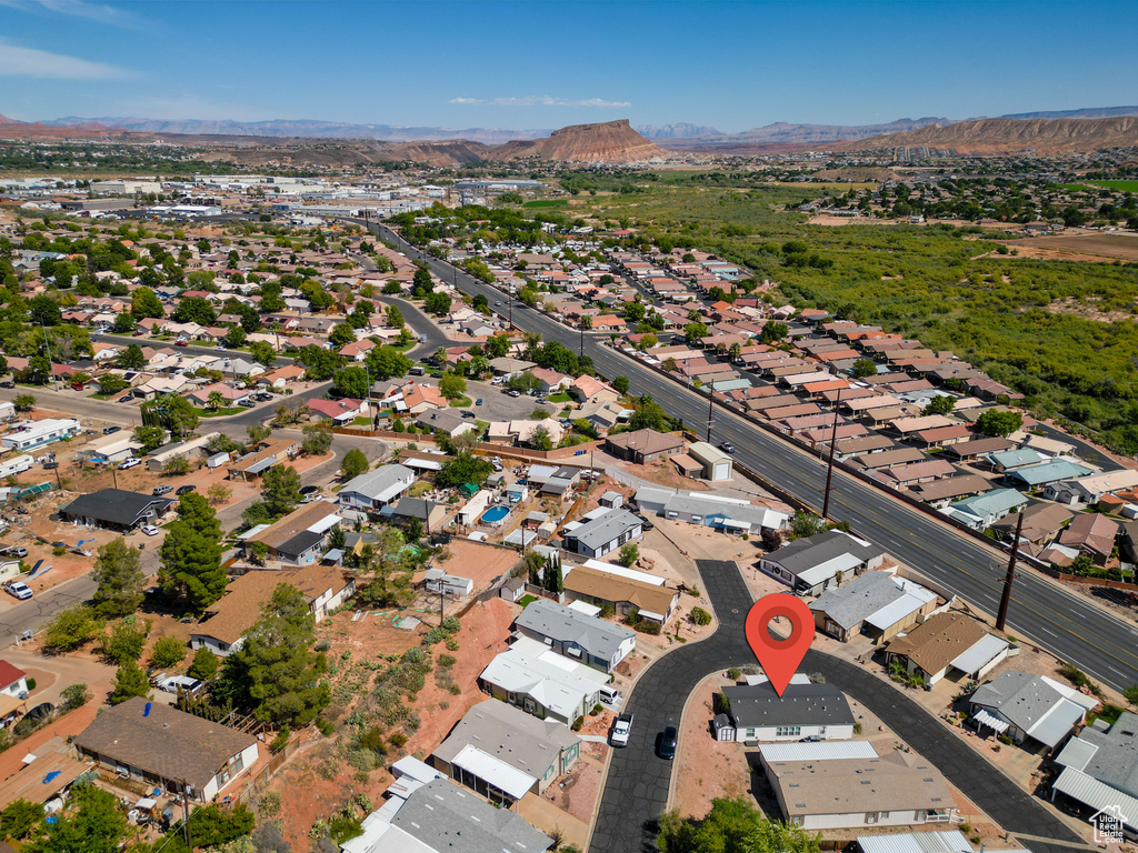 Bird's eye view with a mountain view