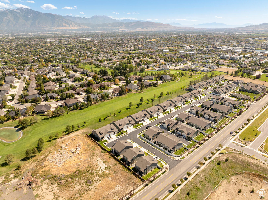 Bird's eye view with a mountain view