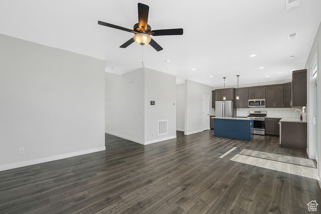 Photo 5 for MLS #2026234 at 2917 W 3970 South #53