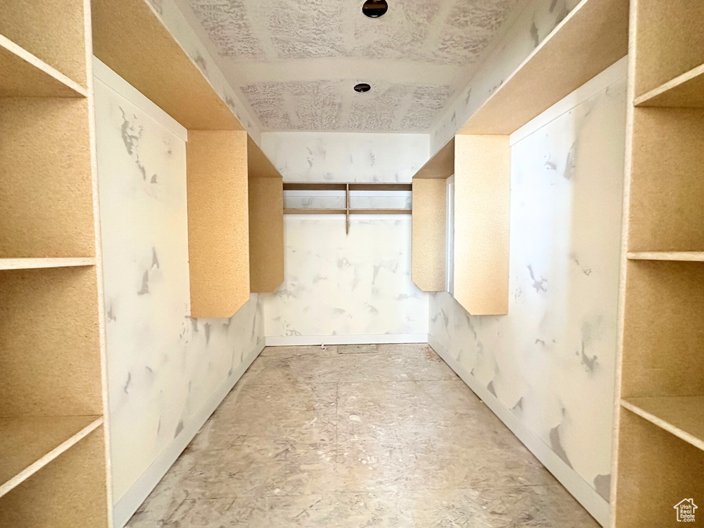 855 E 410 N 157 Hyde Park UT 84318 640,000