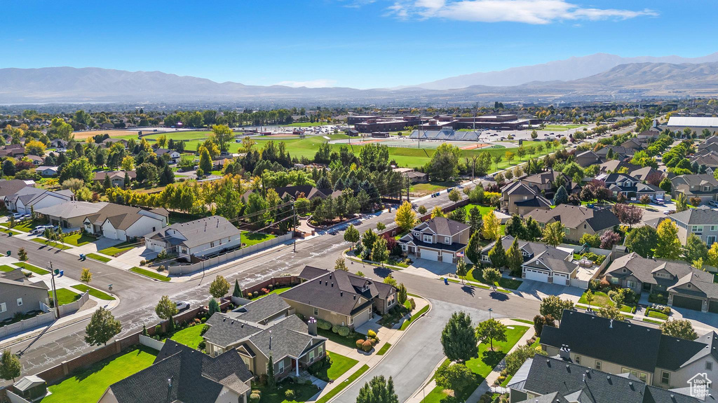 Bird's eye view with a mountain view