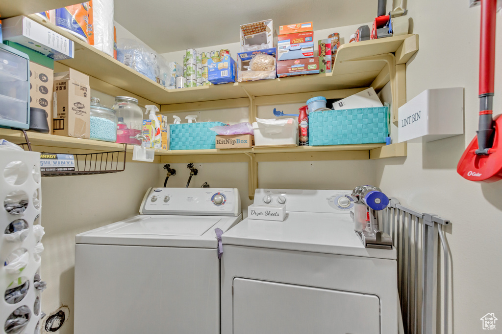 Clothes washing area with washing machine and dryer