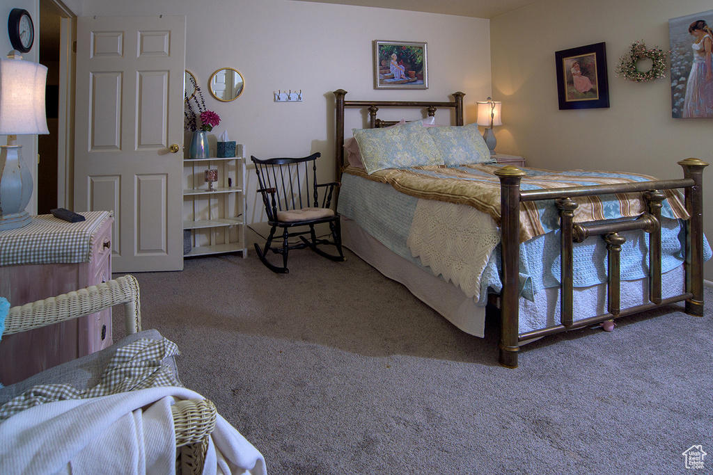 Bedroom with carpet floors