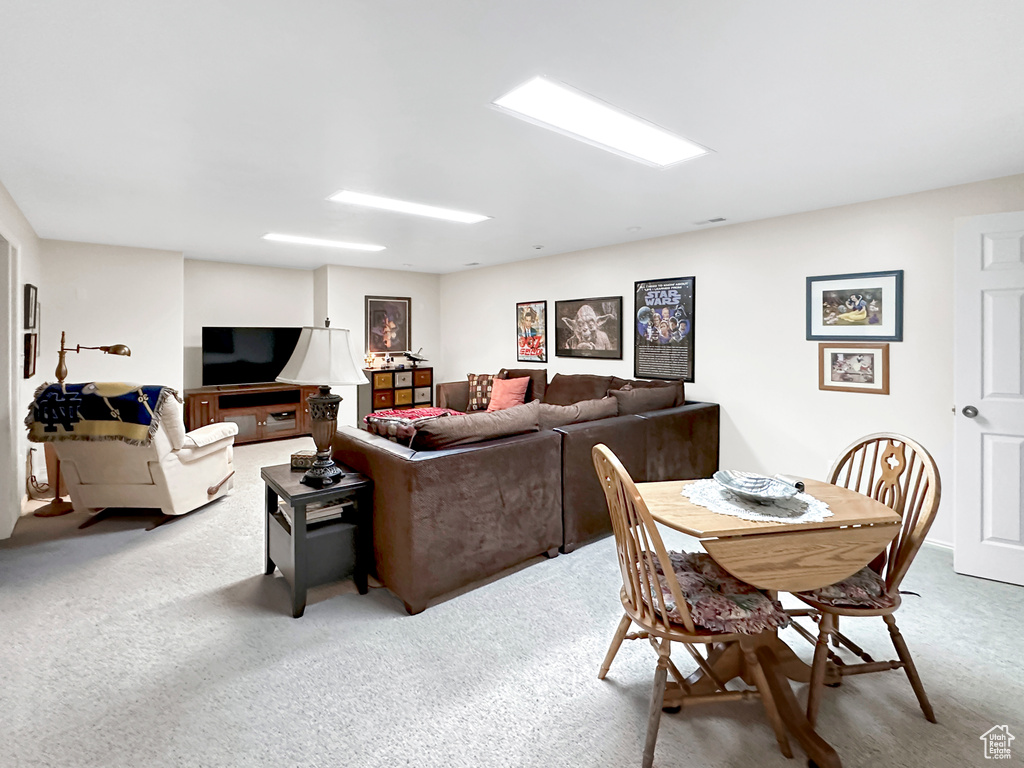 Dining space with carpet