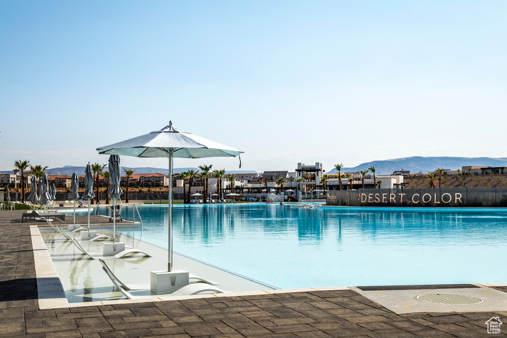 View of pool featuring a mountain view