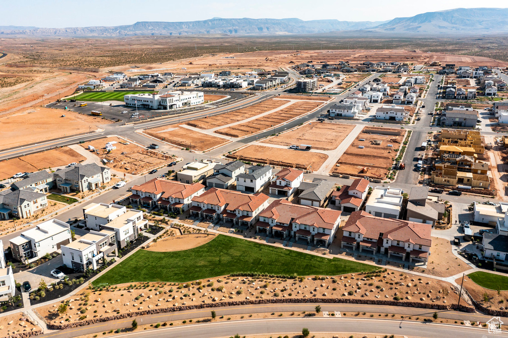 Bird's eye view with a mountain view