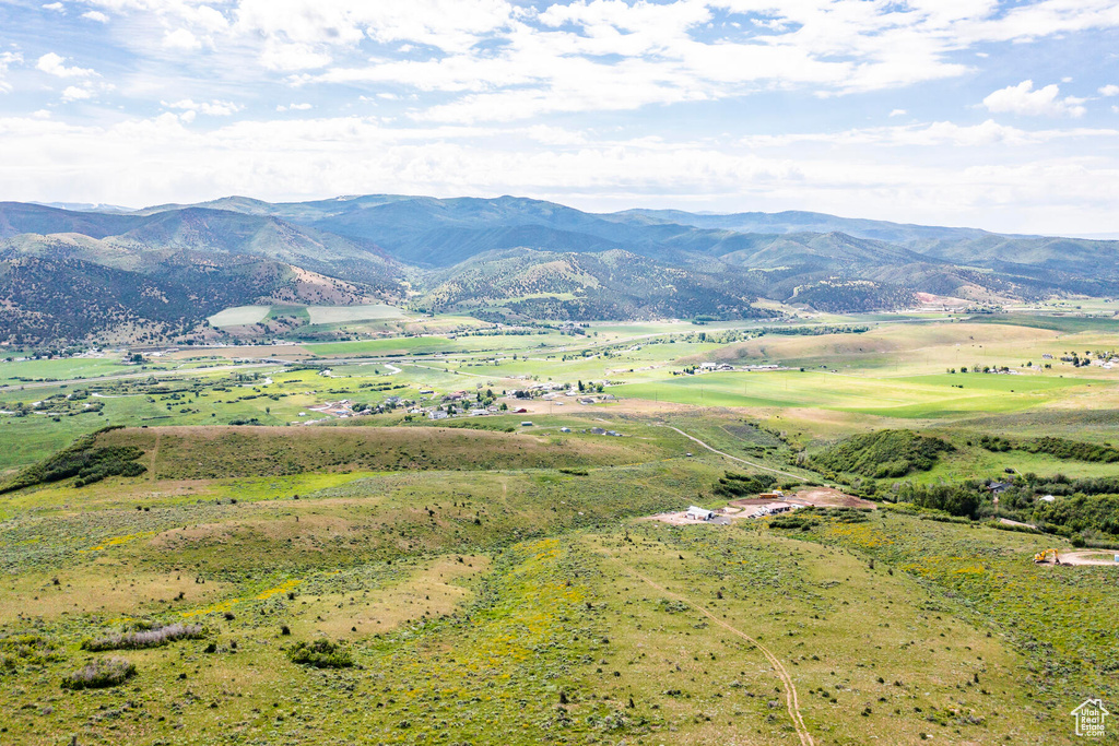 View of mountain feature