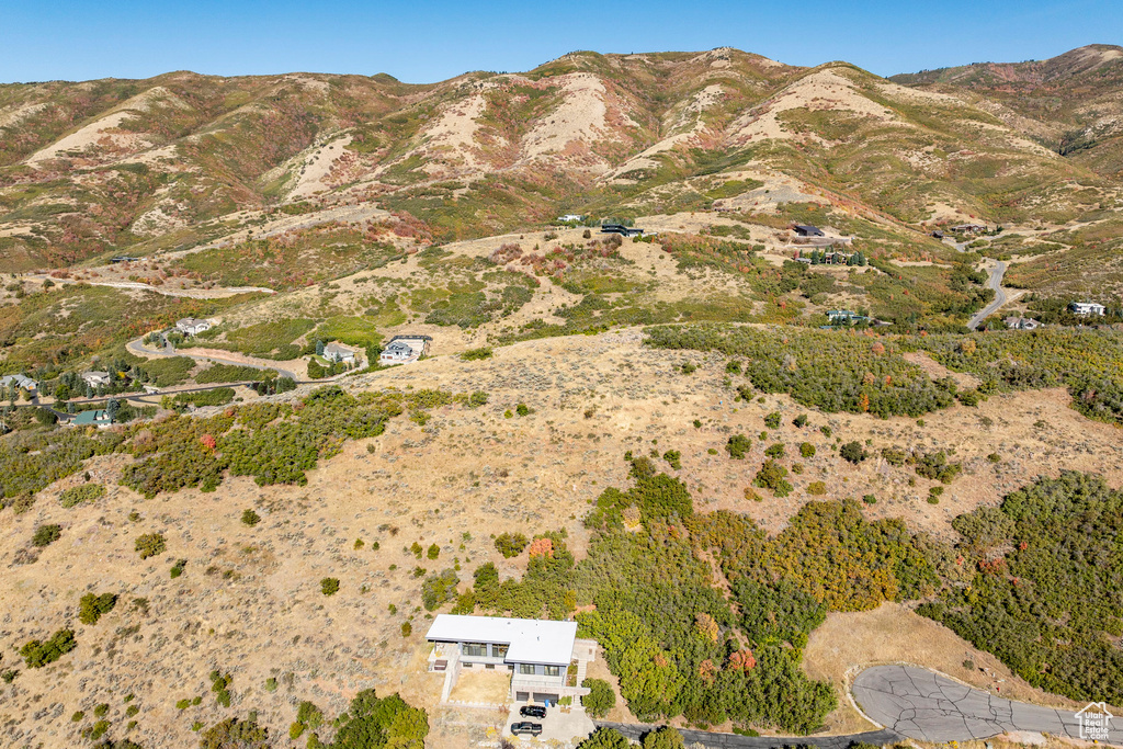 5855 E PIONEER RIDGE CIR Salt Lake City, UT 84108