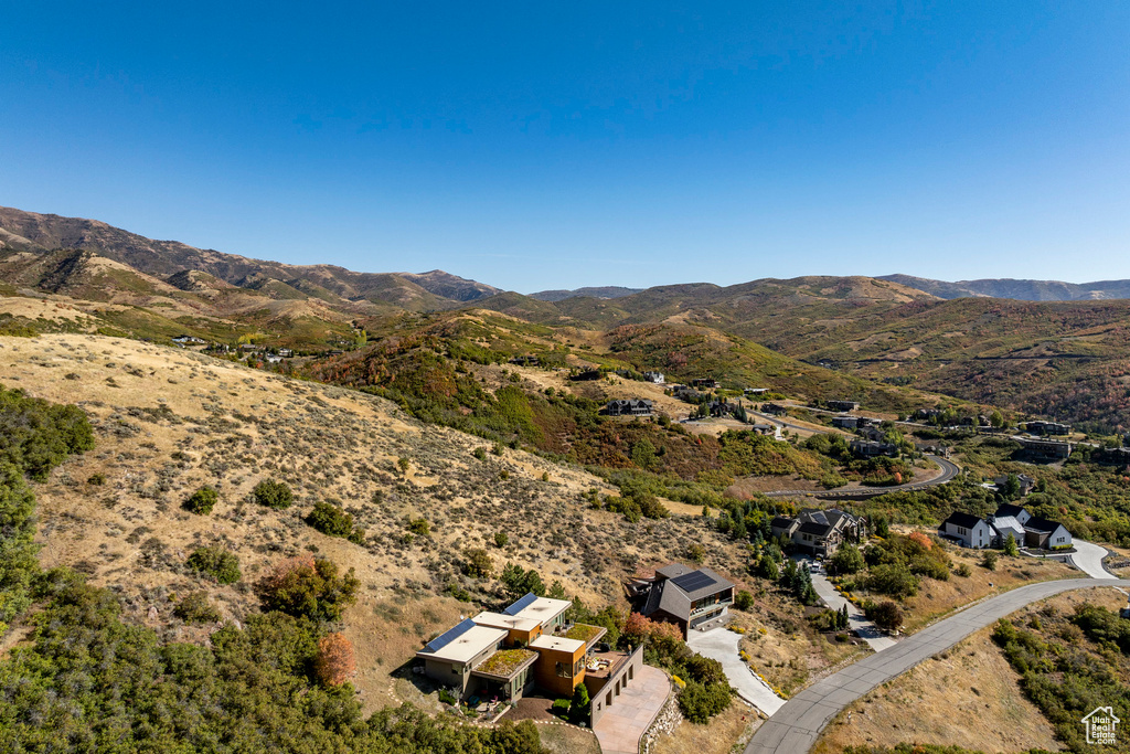 5855 E PIONEER RIDGE CIR Salt Lake City, UT 84108