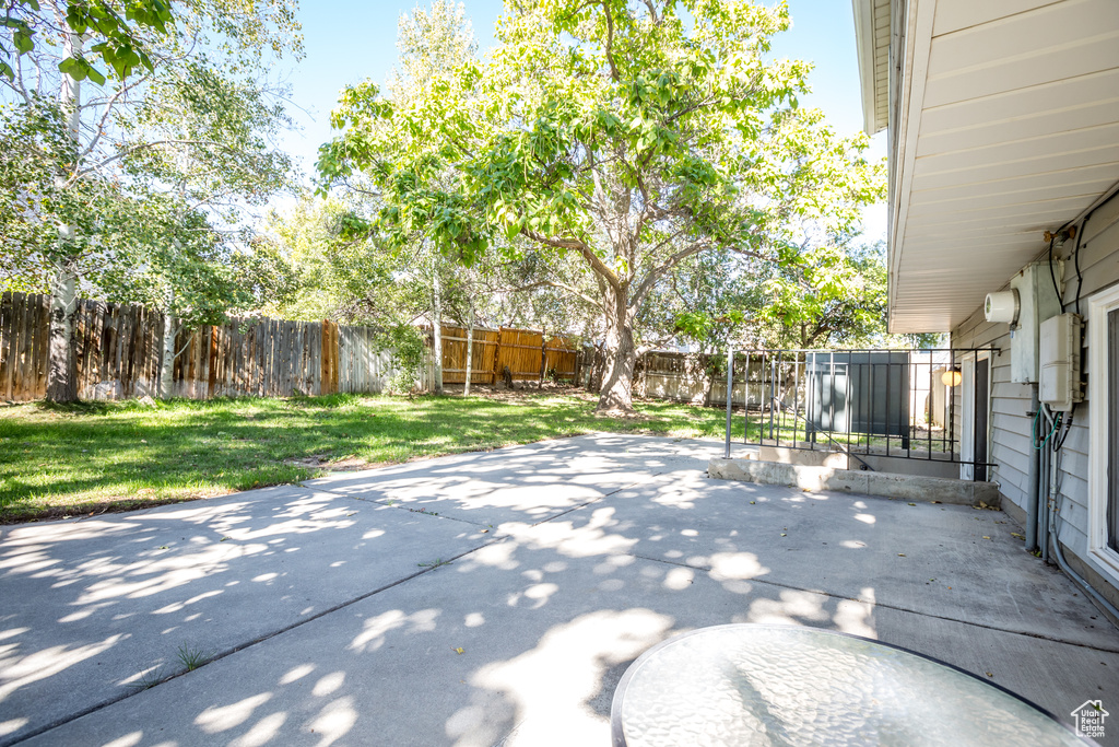 5940 S WOODVIEW DR Kearns, UT 84118