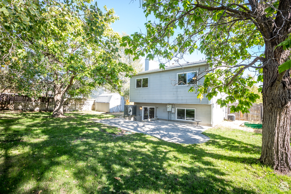 5940 S WOODVIEW DR Kearns, UT 84118