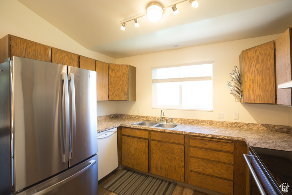 5940 S WOODVIEW DR Kearns, UT 84118