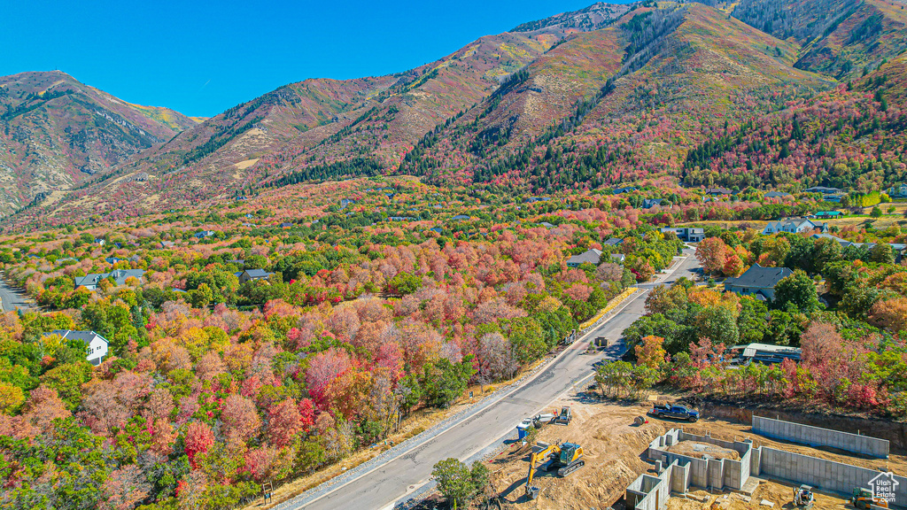 View of mountain feature