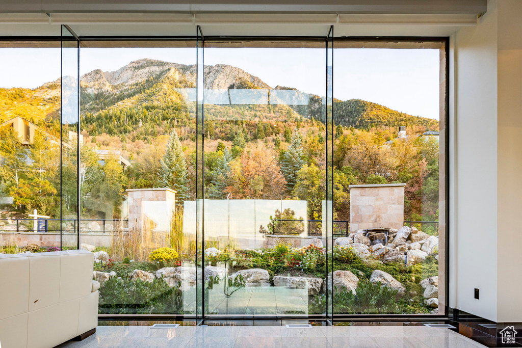 Doorway featuring a mountain view