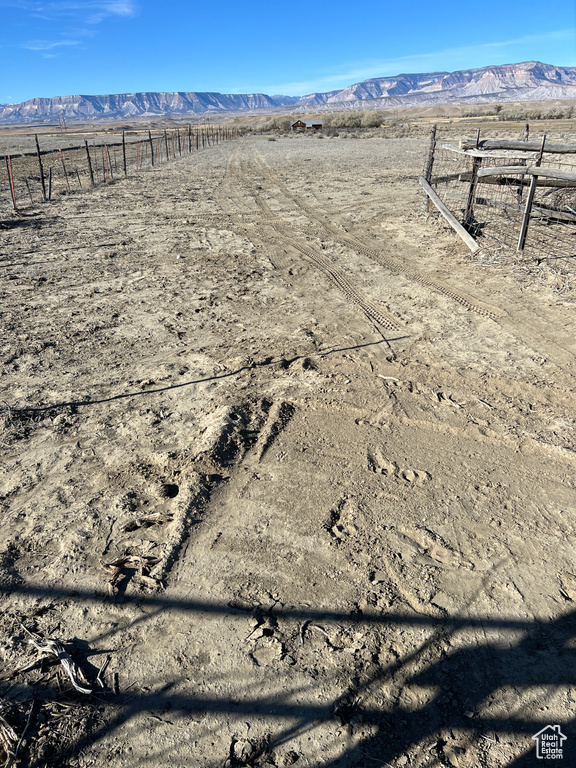 3340 S BUFFALO HOLLOW RD Lawrence, UT 84528