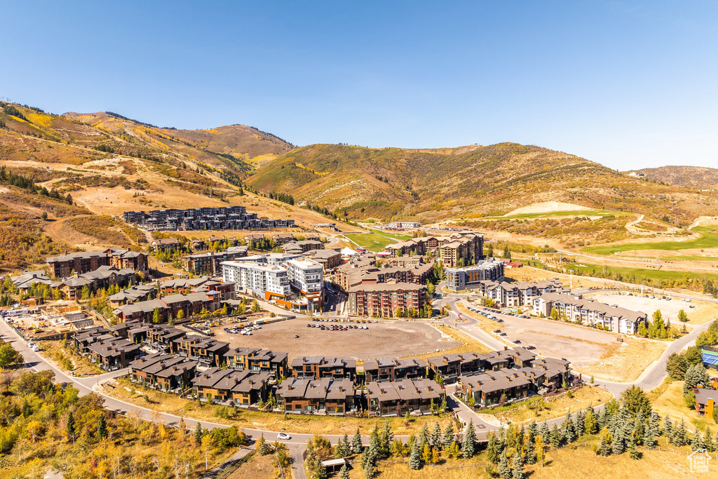 Bird's eye view featuring a mountain view