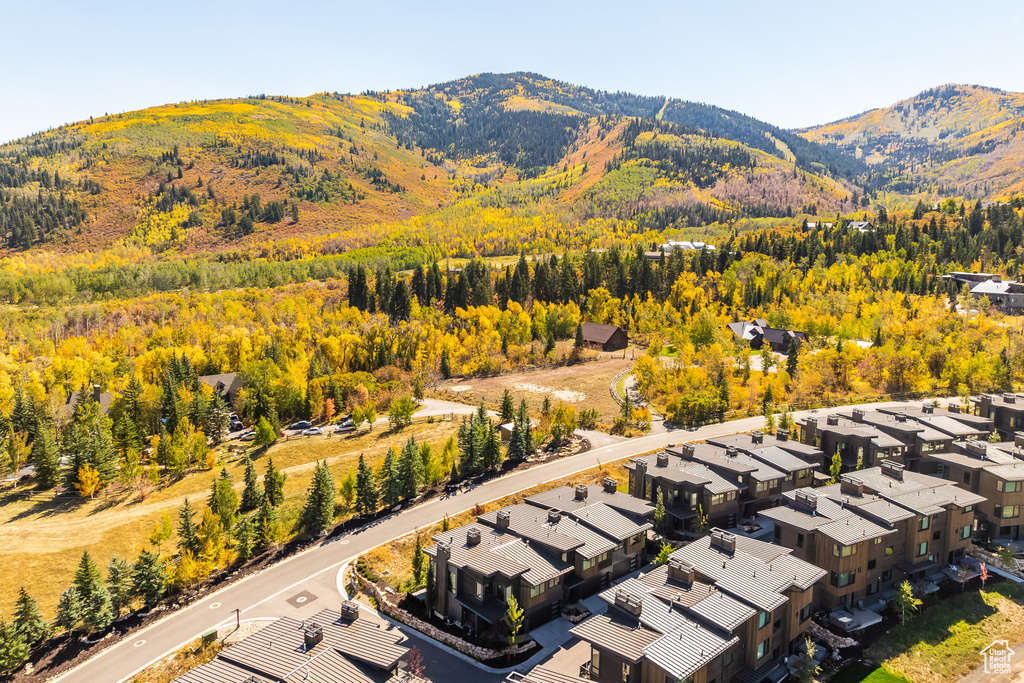 Bird's eye view featuring a mountain view