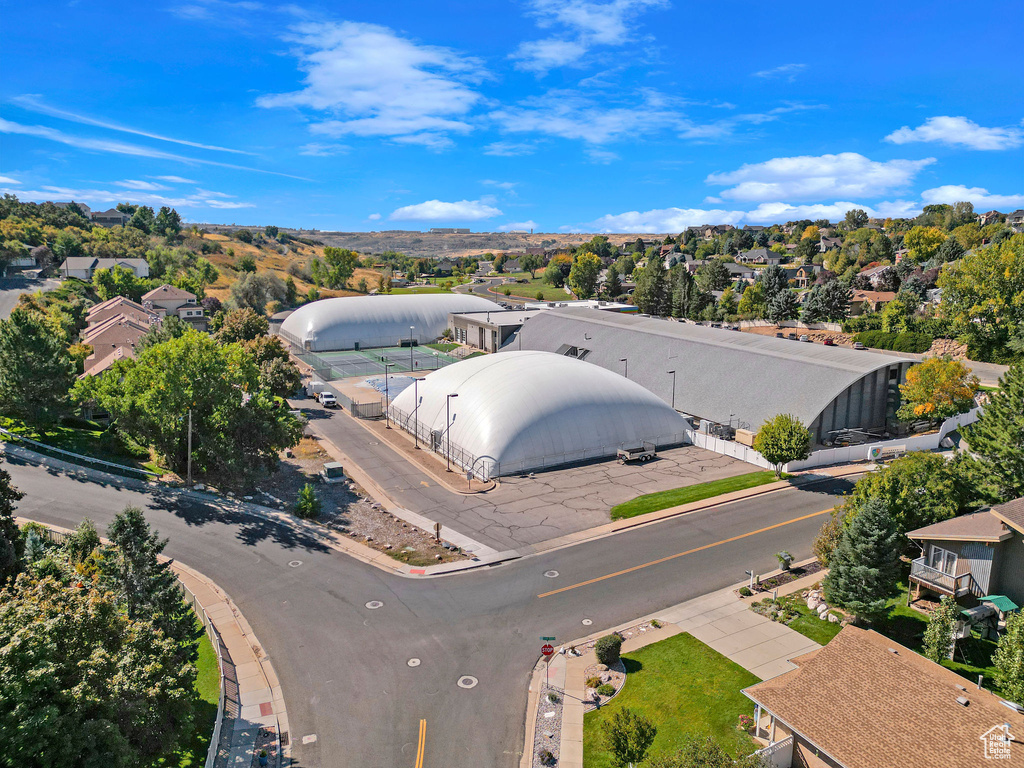 Birds eye view of property