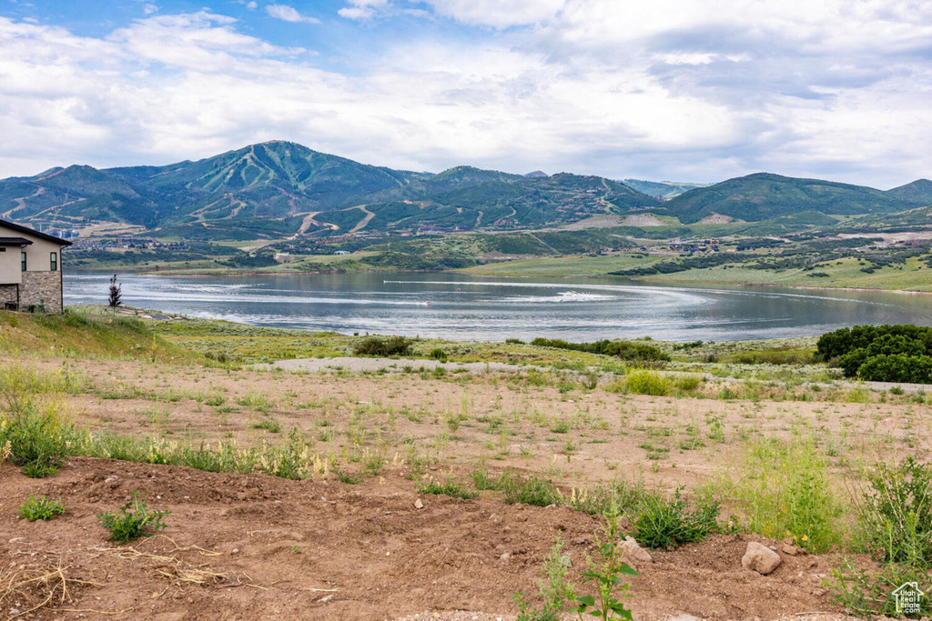 11701 N DEEPWATER DR #324 Hideout, UT 84036