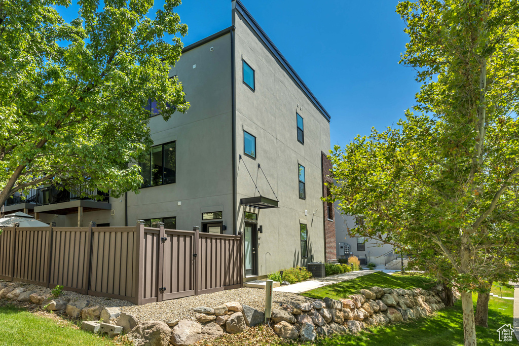 25 E CENTER ST #77 North Salt Lake, UT 84054