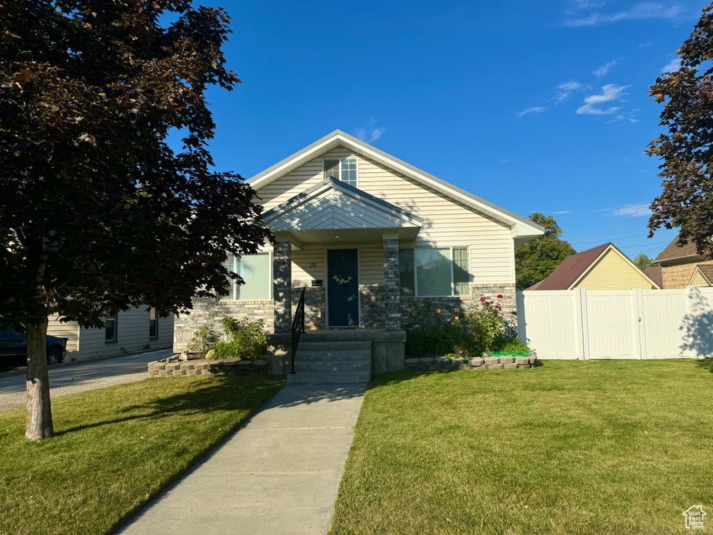 120 S 1ST Preston, ID 83263