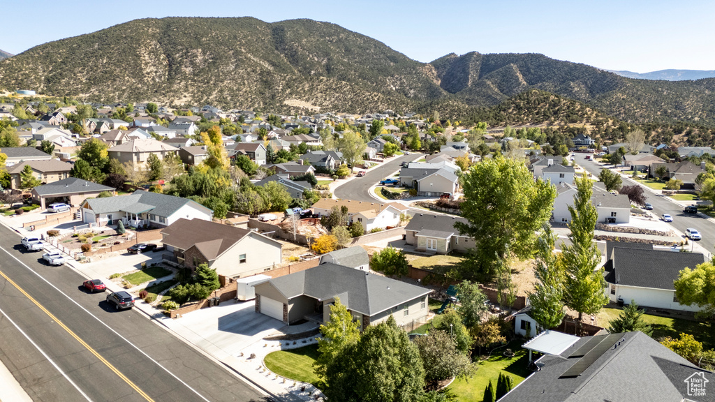 Bird's eye view featuring a mountain view