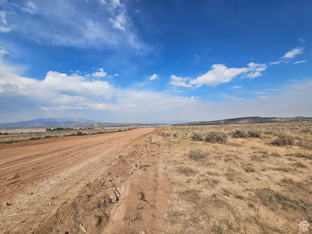 Exterior space featuring a mountain view and a rural view